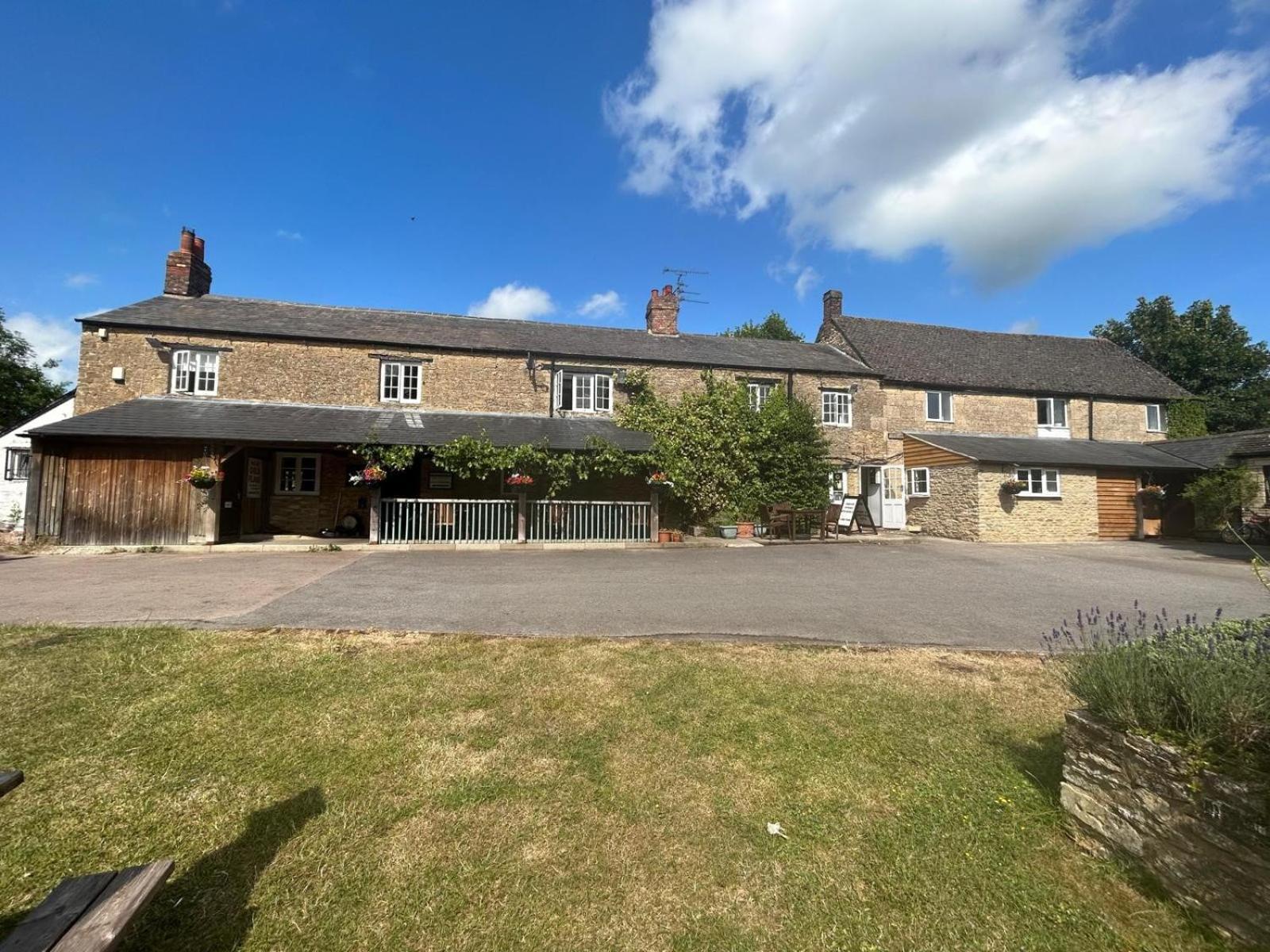 The Highwayman Hotel Oxford Exterior photo